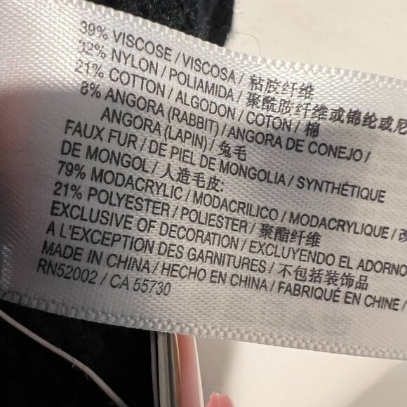 NWT Juicy Couture Black Faux Fur Knit Loop Scarf - Picture 8 of 8